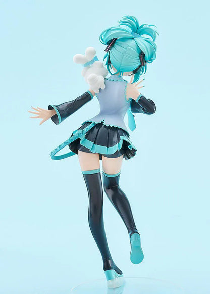 Hatsune Miku x Cinnamoroll POP UP PARADE L Size figure featuring pastel outfit and Cinnamoroll shoulder accessory