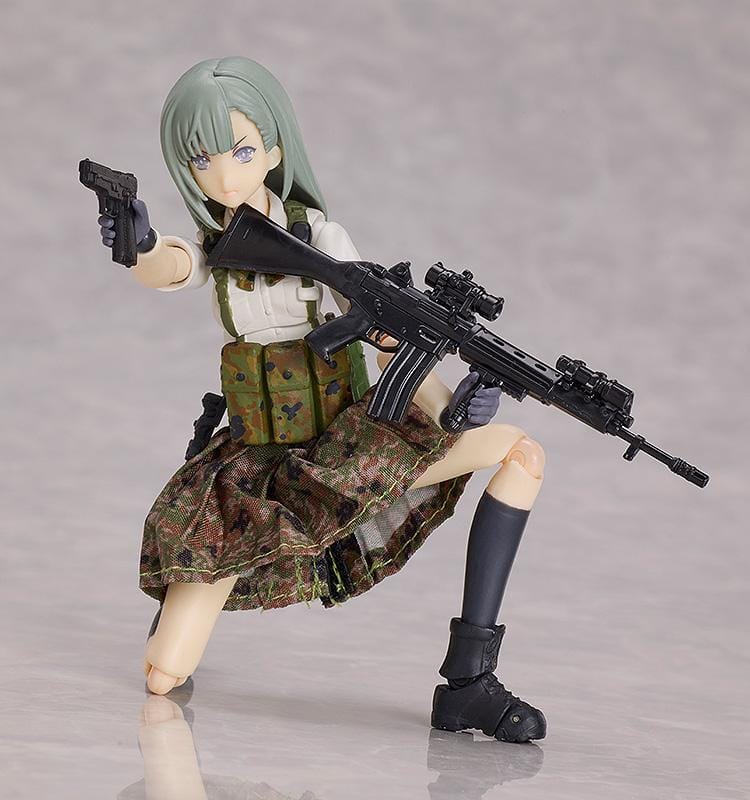 Little Armory figma Ena Toyosaki ver. 1.5 Figure wearing camouflage tactical gear and holding a detailed rifle