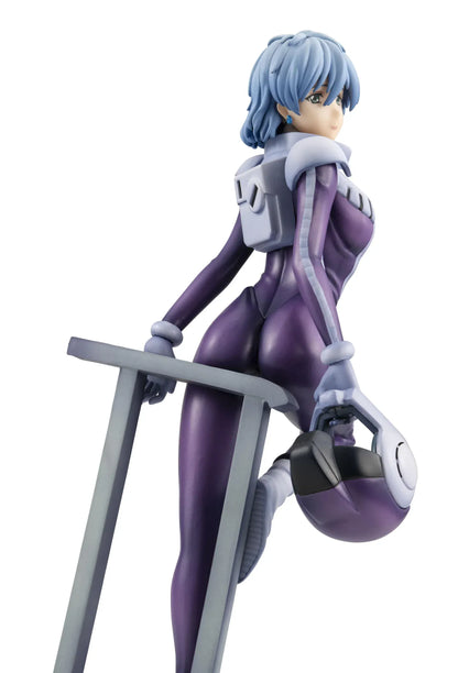Mobile Suit Gundam The 08th MS Team Aina Sahalin Snow Night Ver. figure wearing purple pilot suit holding helmet