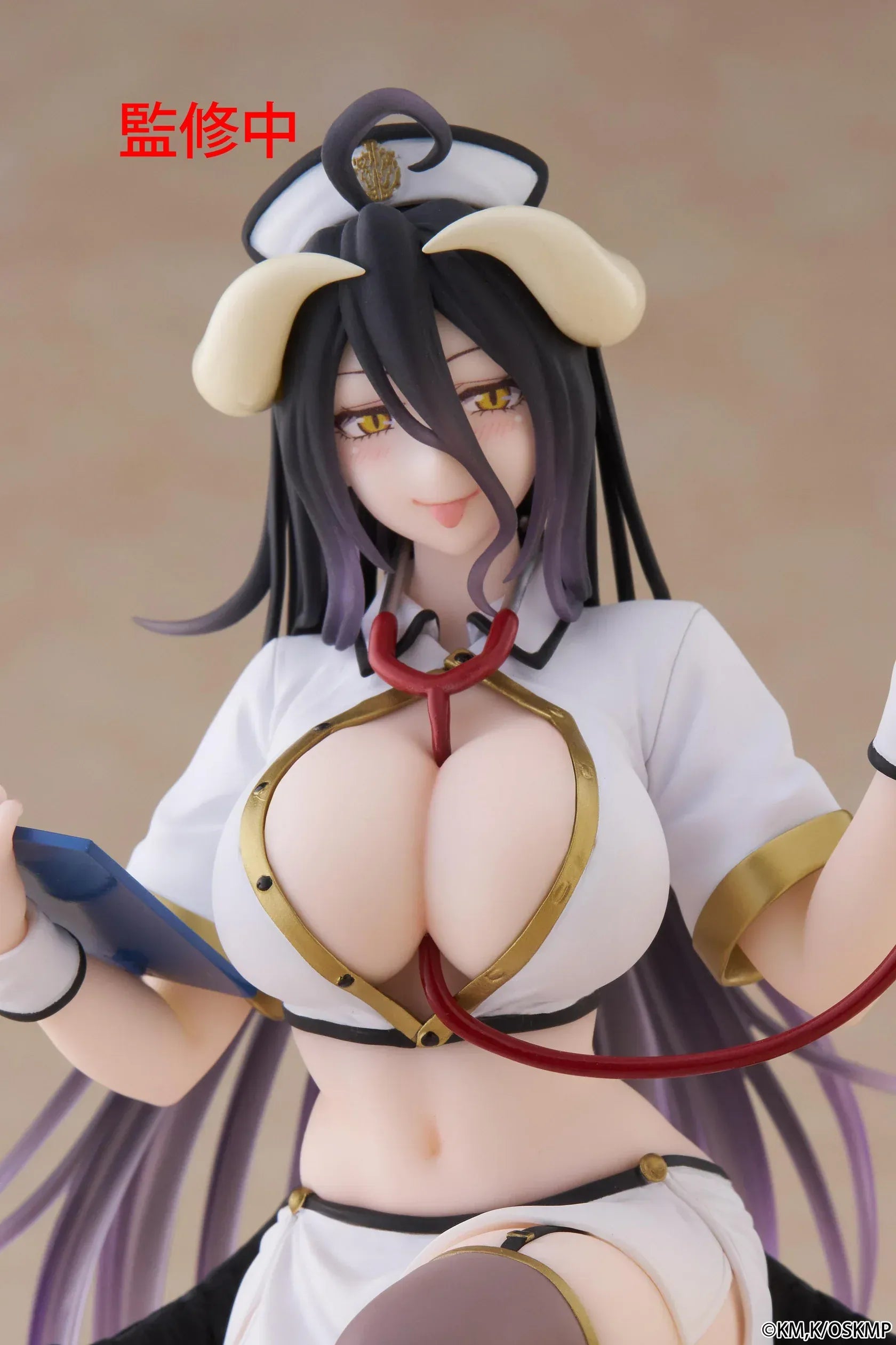 Overlord Desktop Cute Albedo (Nurse Ver.) Figure featuring Albedo in a white nurse outfit with wings, stethoscope, and elegant smile.