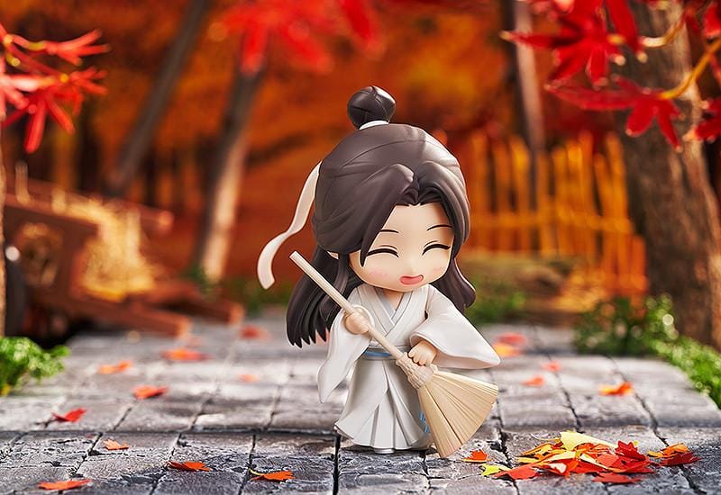 Heaven Official's Blessing Nendoroid Xie Lian Figure Rerelease in white robes with bamboo hat and veil