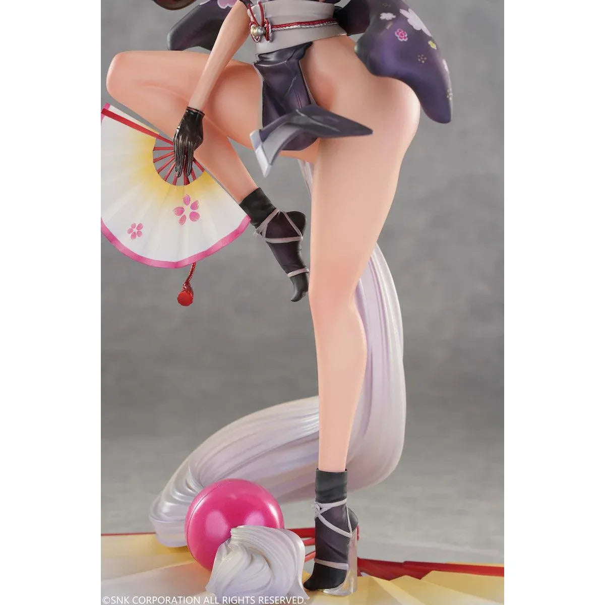 The King of Fighters x MA-Man Mai Shiranui 1/6 scale figure holding two folding fans in a dynamic pose on a fan-shaped base.