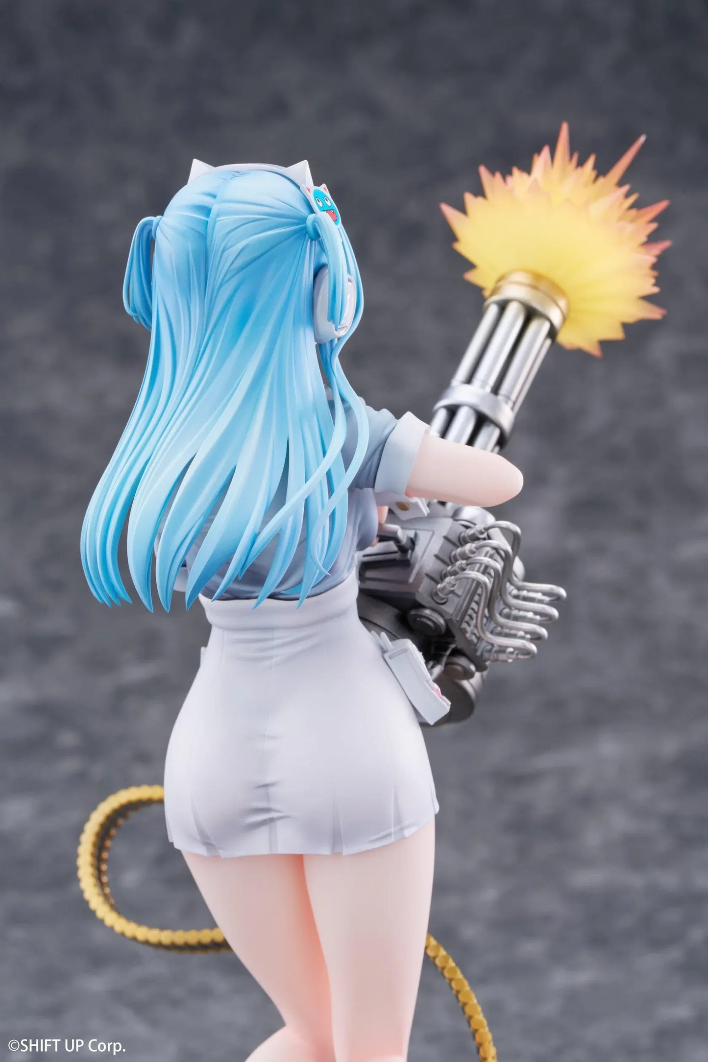 Goddess of Victory Nikke Shifty Illustration Panic Sight Deluxe Ver. 1/7 Scale Figure featuring Shifty with blue hair, tactical outfit, oversized weapon, firing effect, and ammo belt display details.