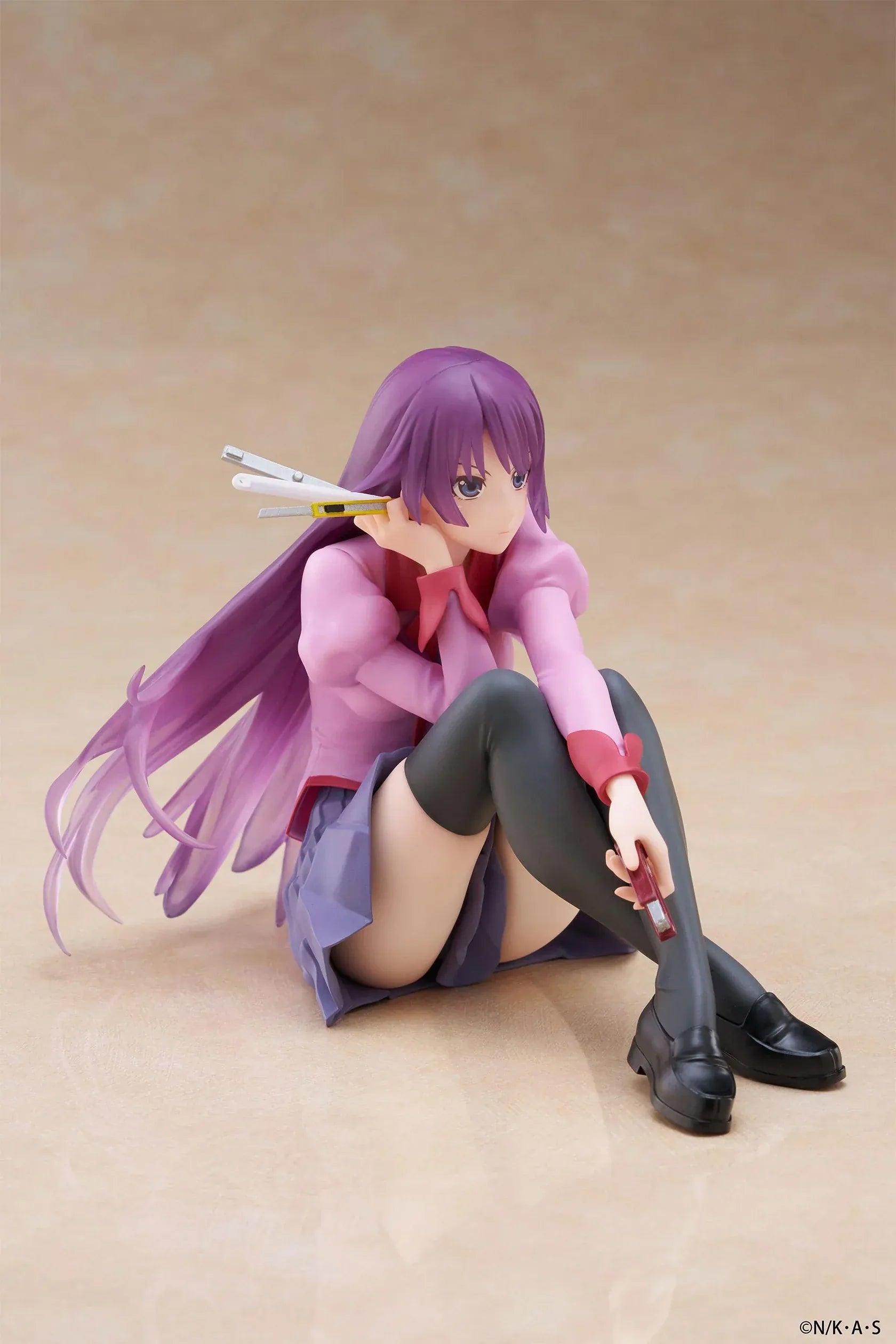 Hitagi Senjougahara Desktop Cute reissue figure from Monogatari Series sitting with stationery accessories