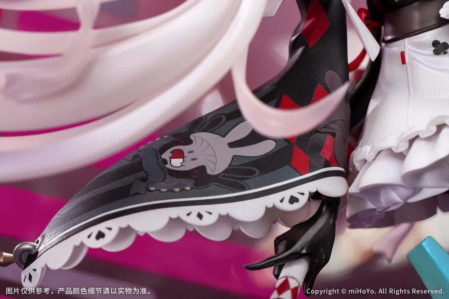 Honkai Star Rail Sparxie Bonus Edition 1/7 Scale Figure with top hat base, rabbit accessories and livestream-inspired backdrop