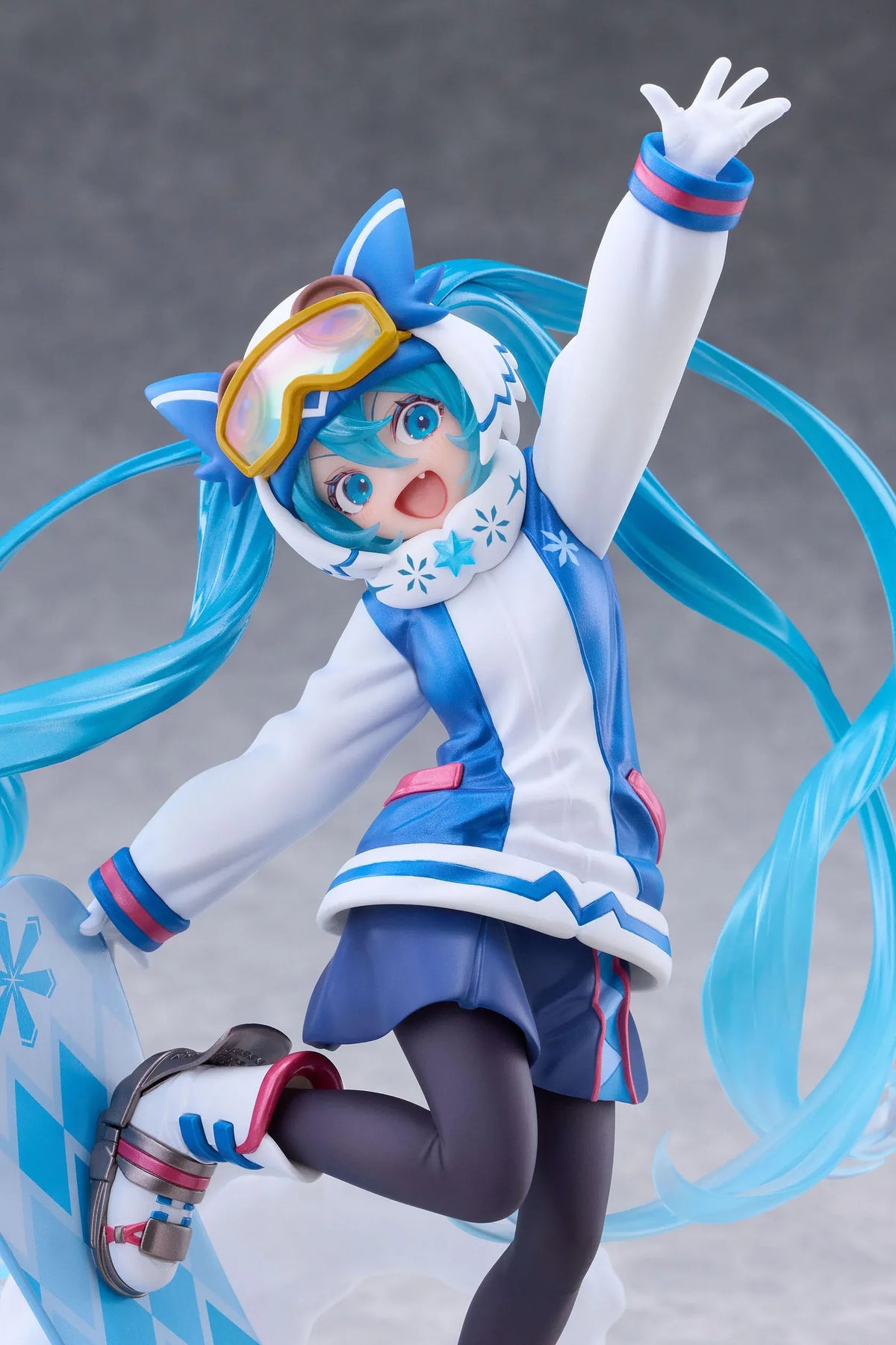 Snow Miku AMP+ All Stars 2016 Ver. figure posing on a blue patterned snowboard with goggles, flowing turquoise twin tails, and a snow effect base.