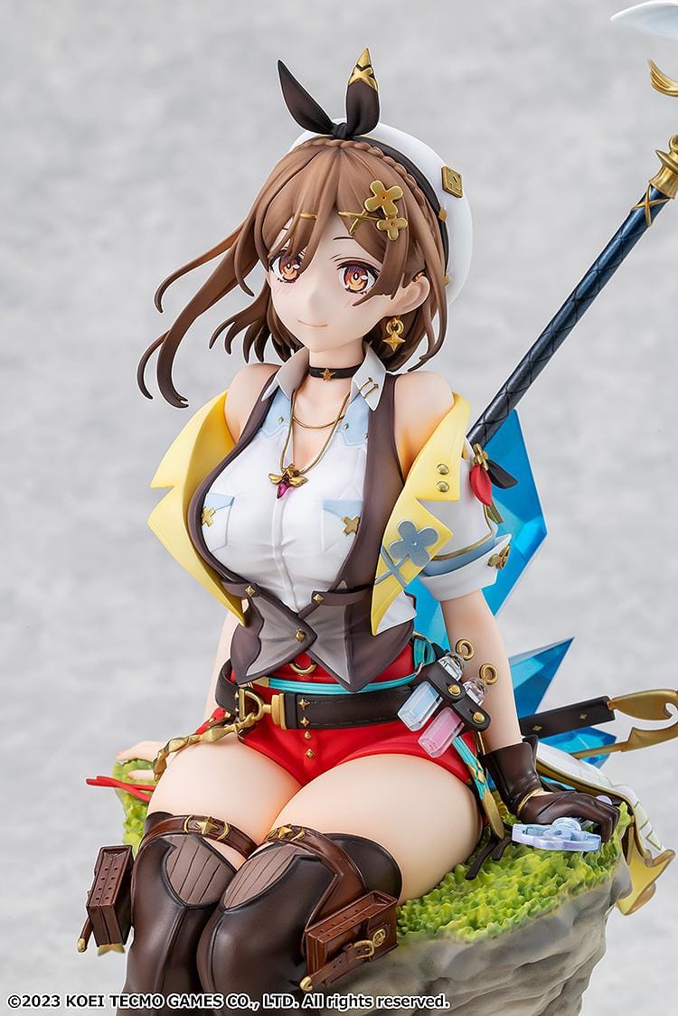 Atelier Ryza 3 Alchemist of the End and the Secret Key Ryza Reisalin Stout 1/7 Scale Figure featuring Ryza seated on a rock base with her alchemy staff and detailed adventurer outfit.