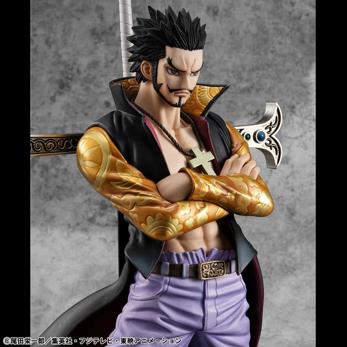 One Piece Portrait of Pirates SA-Limited Dracule Mihawk Ver. R Figure standing with arms crossed and sword on back