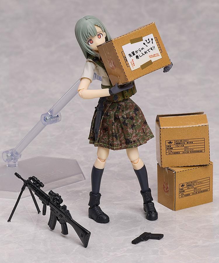 Little Armory figma Ena Toyosaki ver. 1.5 Figure wearing camouflage tactical gear and holding a detailed rifle