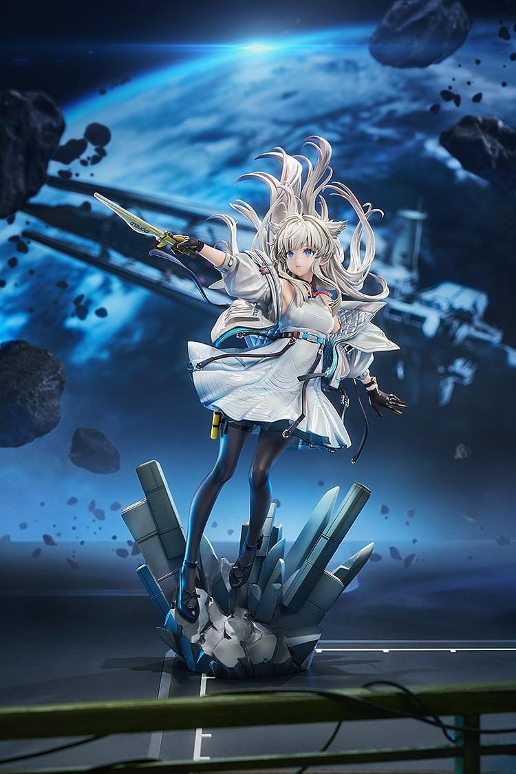 Arknights Endfield Perlica 1/7 Scale Figure featuring Perlica with flowing silver hair, animal ear details, futuristic white outfit, weapon accessory, and crystal-style display base.