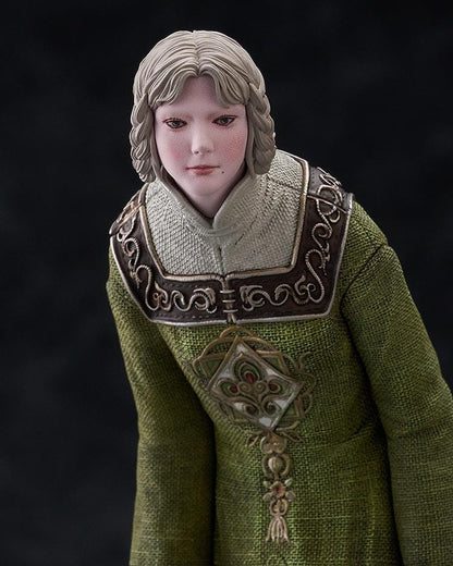 Elden Ring Pop Up Parade Rya figure wearing green robe with detailed ornamentation
