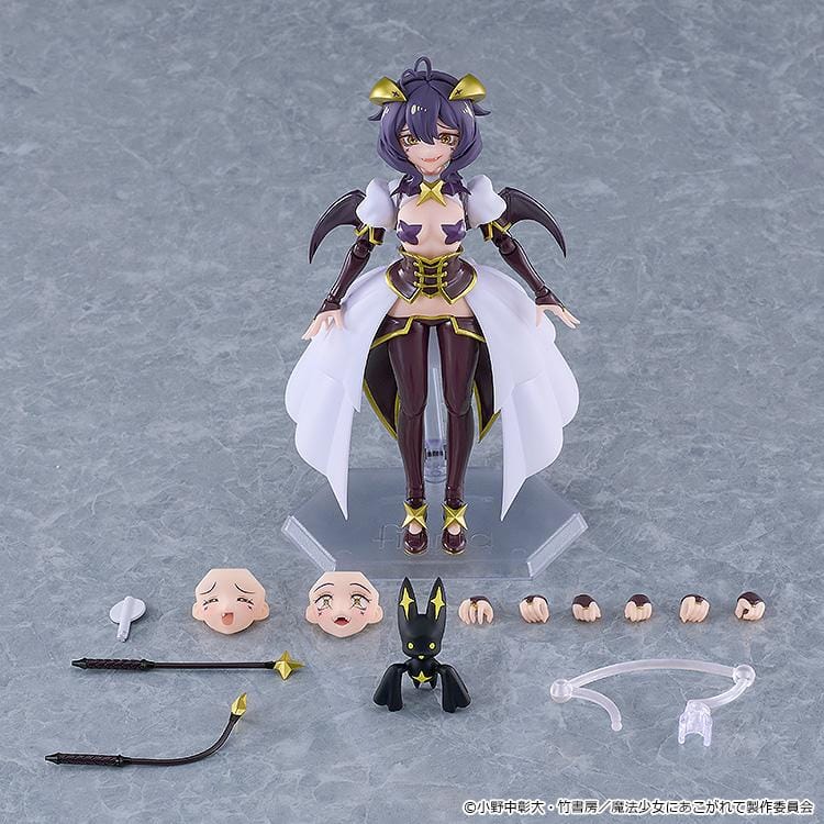 Gushing over Magical Girls figma Magia Baiser articulated figure with Venalita companion and magical staff