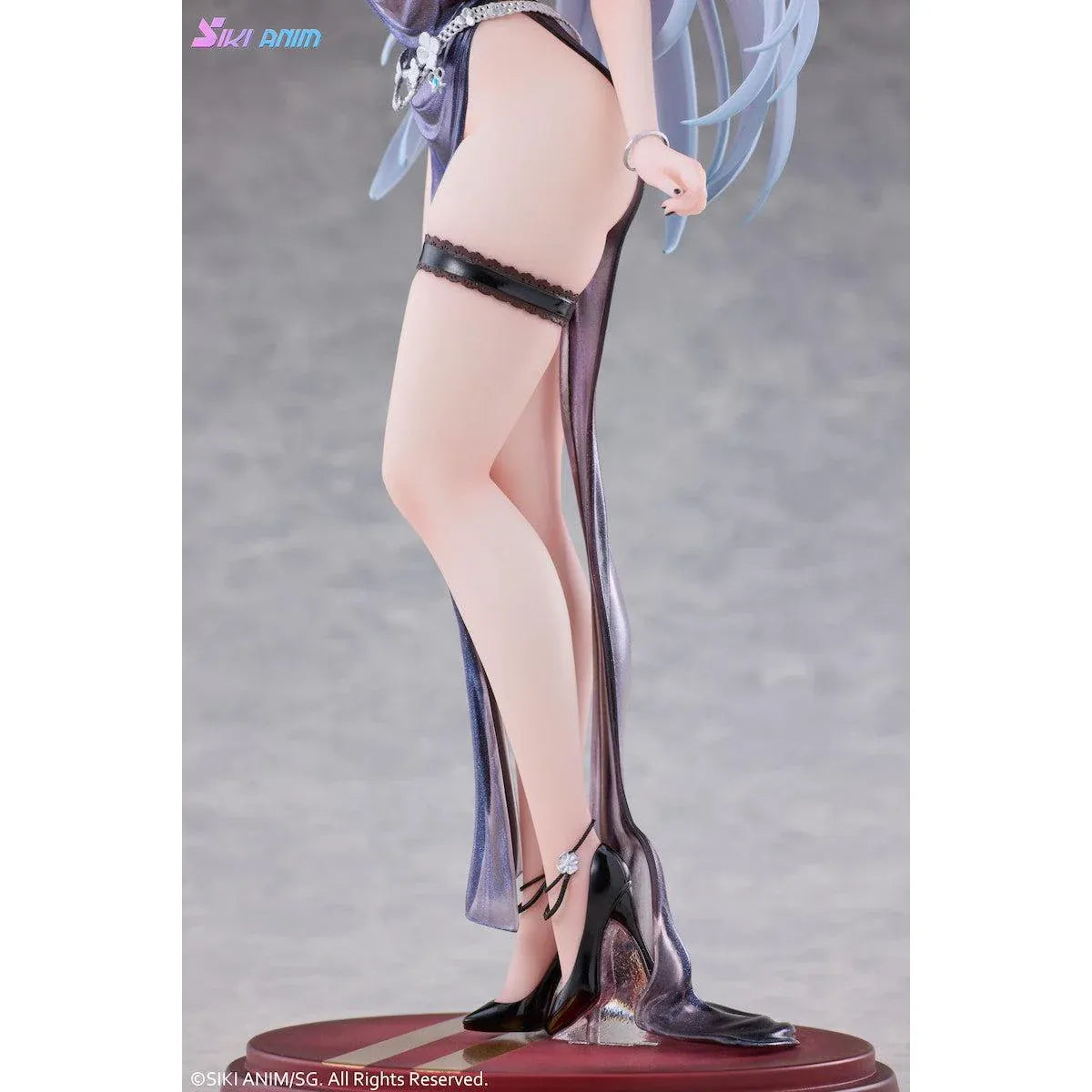 Shion Alfine Dress Version Deluxe Edition 1/6 scale figure with elegant black dress and silver hair