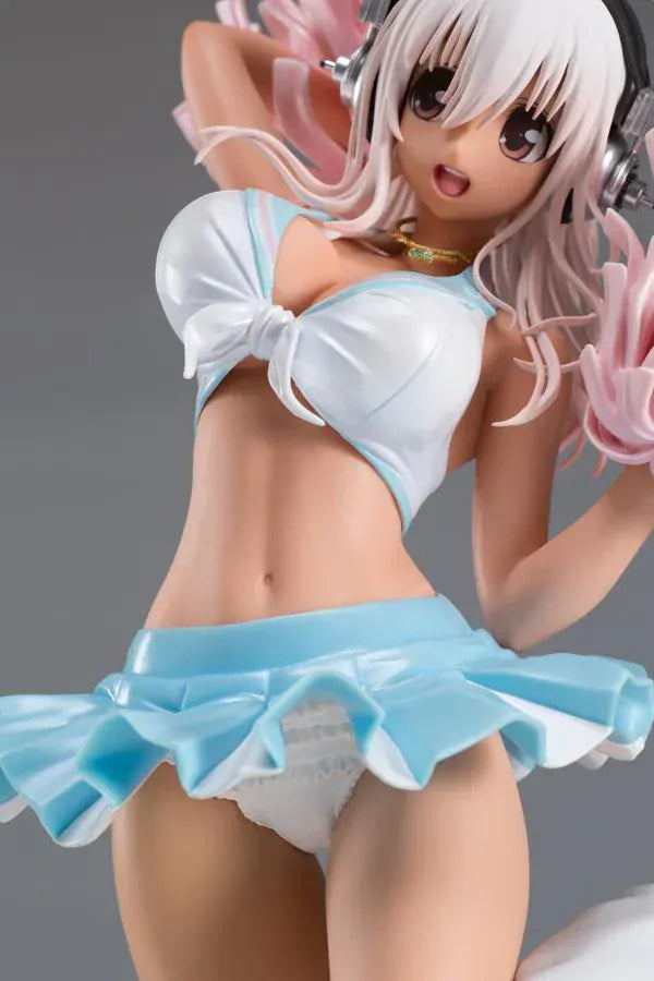 Super Sonico Cheer Girl Sun-kissed Version 1/6 scale figure with pom-poms