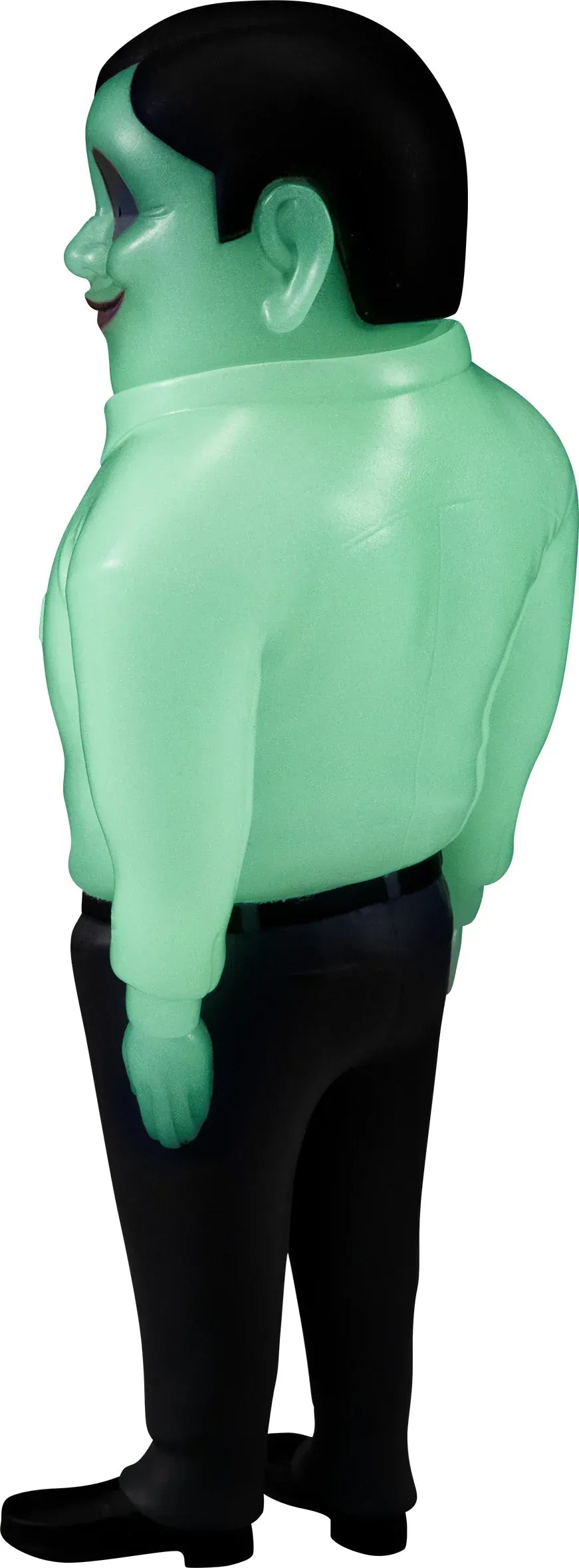 Alien Serpo sofubi figure from Dandadan with green body and black pants.