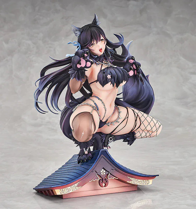 Azur Lane Atago Full Moon’s Feral Wolf Ver. 1/7 scale figure with wolf-themed outfit, tail, and rooftop base.