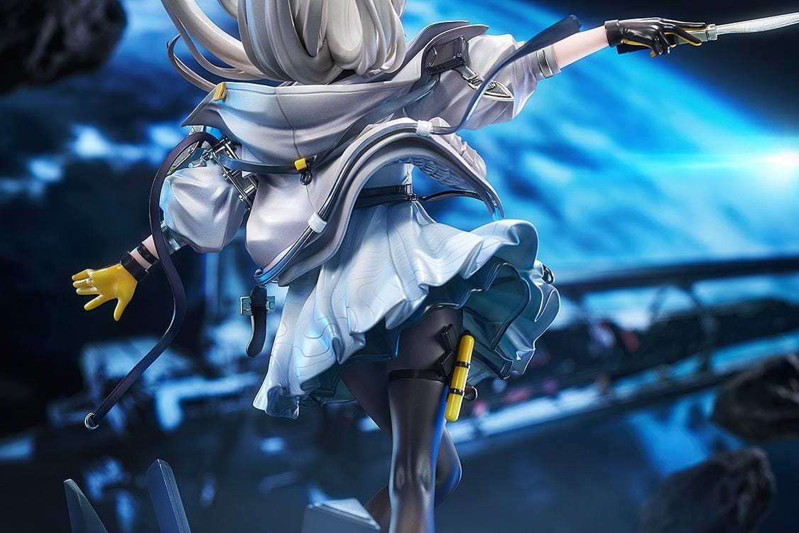 Arknights Endfield Perlica 1/7 Scale Figure featuring Perlica with flowing silver hair, animal ear details, futuristic white outfit, weapon accessory, and crystal-style display base.