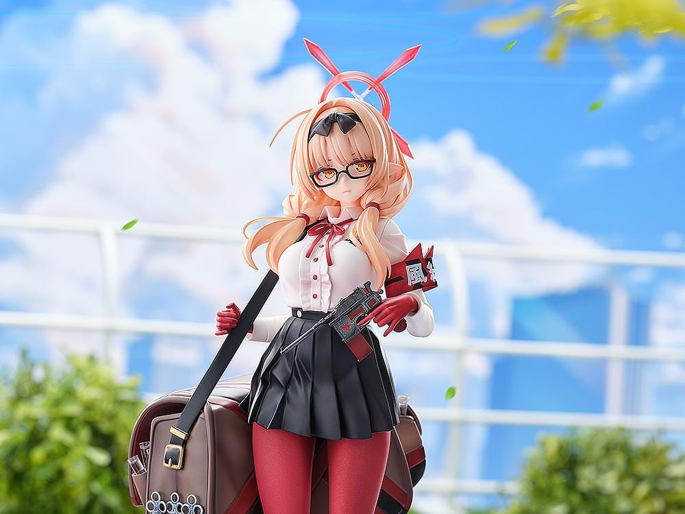 Blue Archive Chinatsu 1/7 Scale Figure featuring Chinatsu with pink hair, glasses, red gloves, halo detail, weapon accessory, and a large bag.