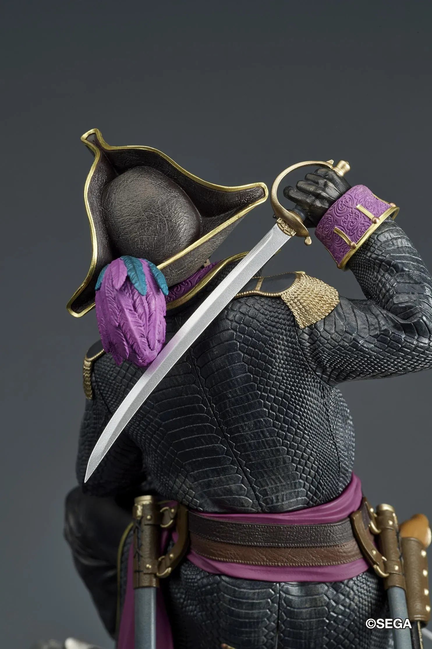 Like a Dragon Pirate Yakuza in Hawaii DIGSTA Captain Goro Majima figure wearing a detailed pirate captain outfit with cutlass