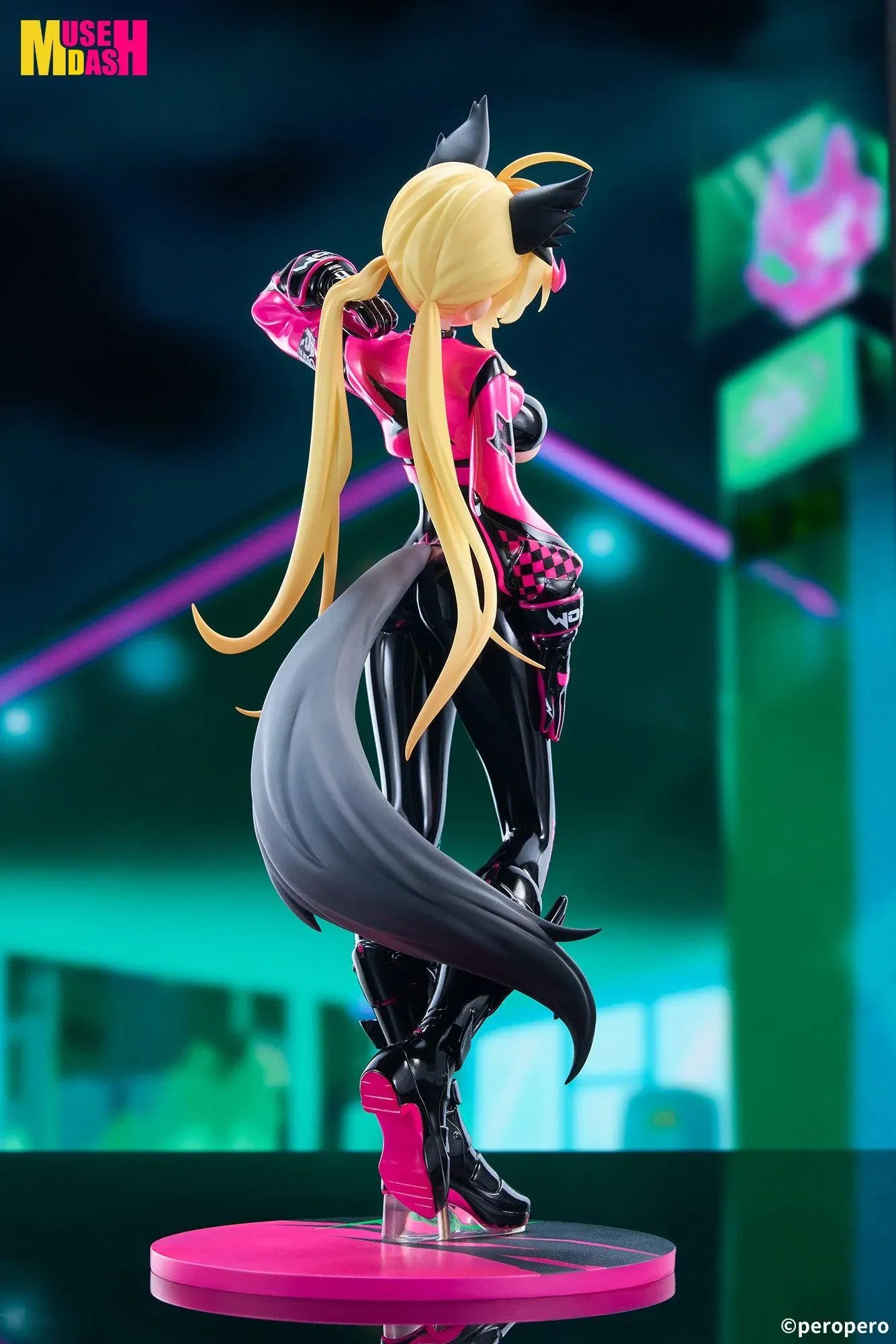 Muse Dash LIMEPIE Rin Racer 1/8 scale figure wearing a glossy black-and-pink racing outfit.