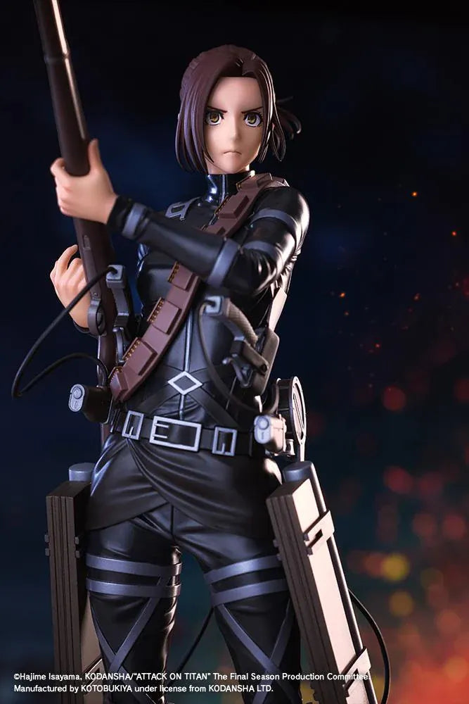 Sasha Blouse The Final Season Ver. Oshi Works figure holding a long rifle, wearing a black combat outfit with harness straps and equipment on a black base.