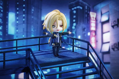 Zenless Zone Zero Nendoroid Hugo Vlad wearing fedora and suit with heterochromatic eyes in chibi style