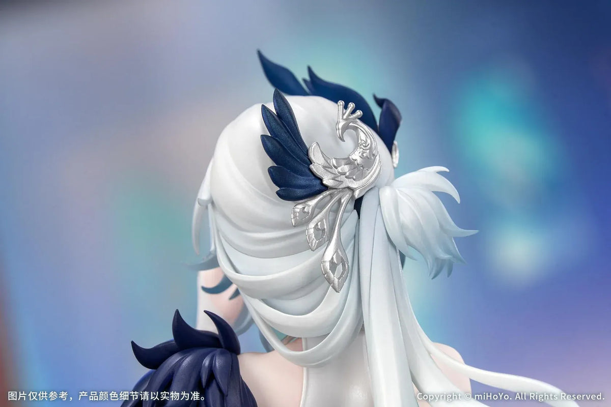Yao Guang 1/8 scale figure wearing an elegant white-and-teal outfit with silver ornaments and feather-inspired decorations.