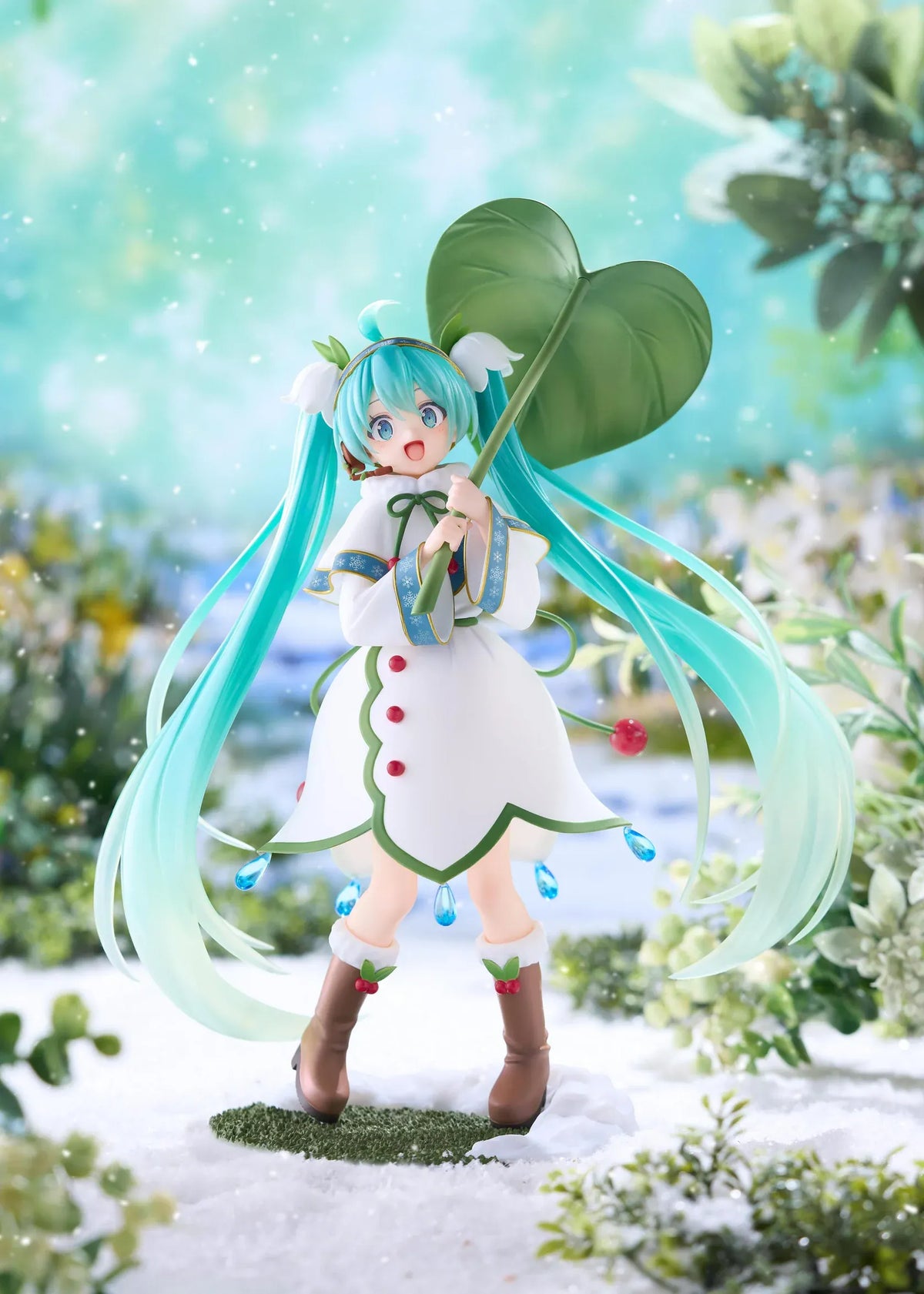 Snow Miku All Stars 2015 Ver. AMP+ figure wearing a white flower-inspired dress and holding an oversized green leaf.