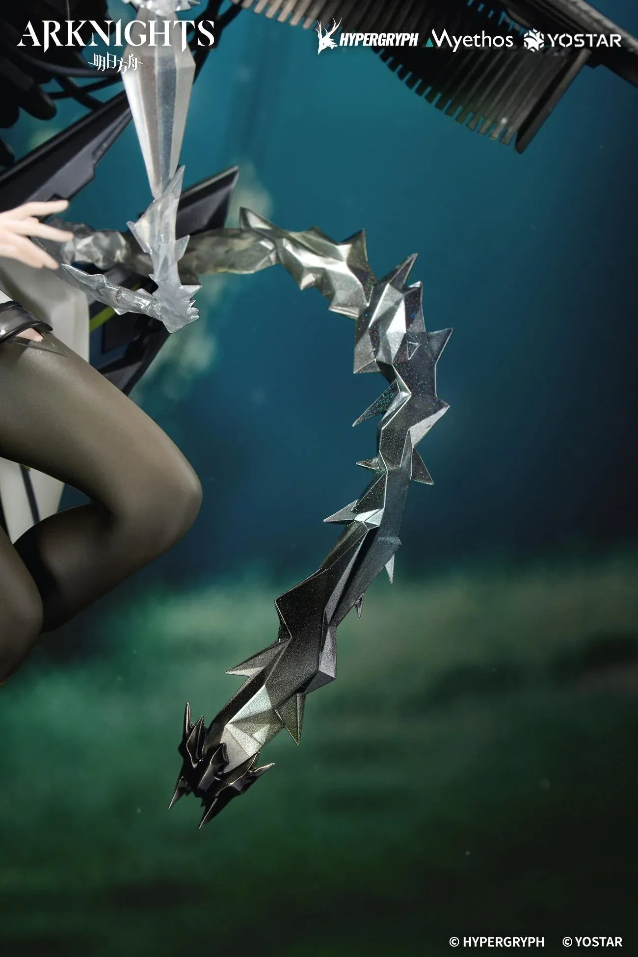 Arknights Kal'tsit Esperanta 1/7 Scale Figure with white-and-green outfit, mechanical display element, long hair, and detailed sci-fi base