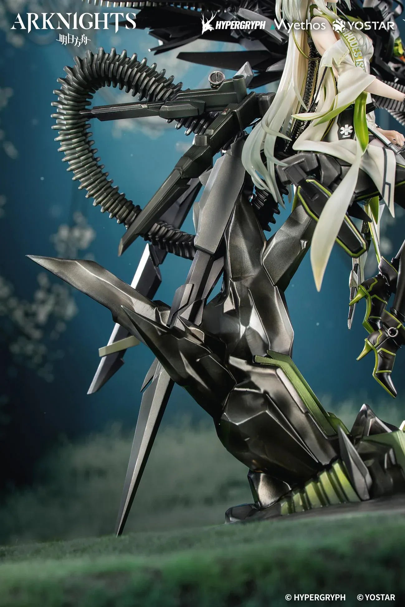 Arknights Kal'tsit Esperanta 1/7 Scale Figure with white-and-green outfit, mechanical display element, long hair, and detailed sci-fi base