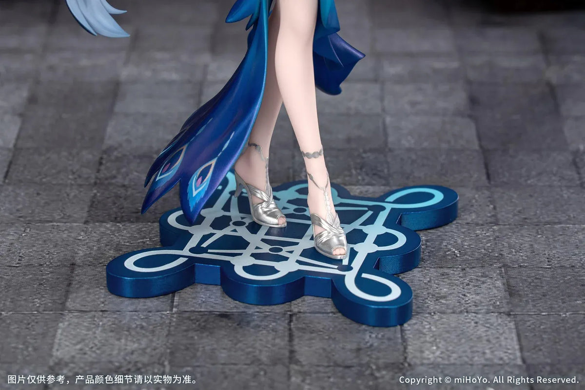 Yao Guang 1/8 scale figure wearing an elegant white-and-teal outfit with silver ornaments and feather-inspired decorations.