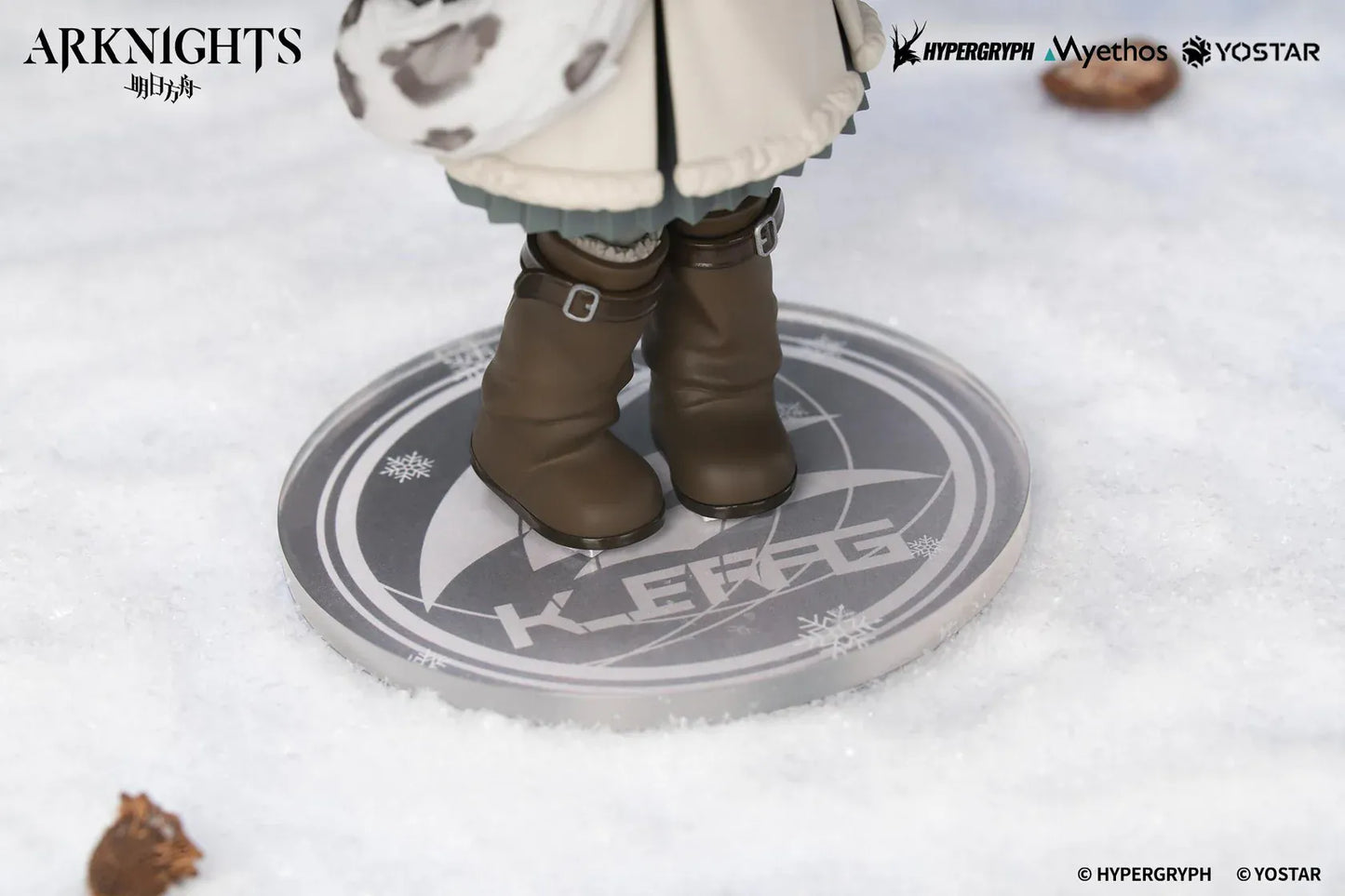 Arknights Rhodes Kids Series Pramanix Non Scale Figure with white hair, animal ears, winter coat, fluffy cape, boots, and bear accessory