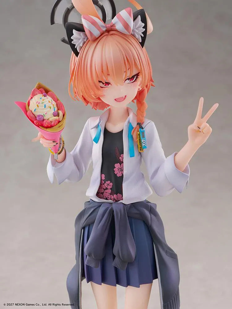Blue Archive Neru School Memorial Lobby Ver 1/7 Scale Figure holding a colorful crepe and making a peace sign