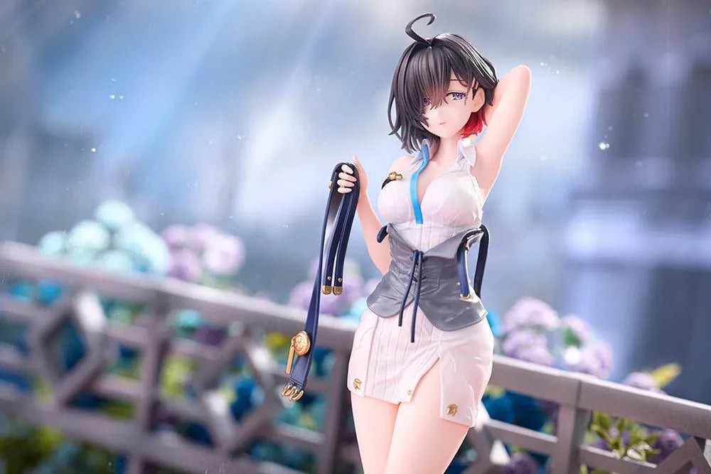 Atelier Yumia The Alchemist of Memories & the Envisioned Land Yumia Liessfeldt Sun Shower Ver. 1/7 Scale Figure featuring a short black-haired anime woman with blue eyes wearing a white outfit, black corset, and black ankle boots while holding a dark strap on a circular display base.