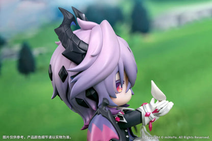 Genshin Impact Durin Floral Wanderings ver. with Bonus Non Scale Figure featuring Durin with lavender hair, horns, bat-like wings, books, companion illustration, and themed display base.