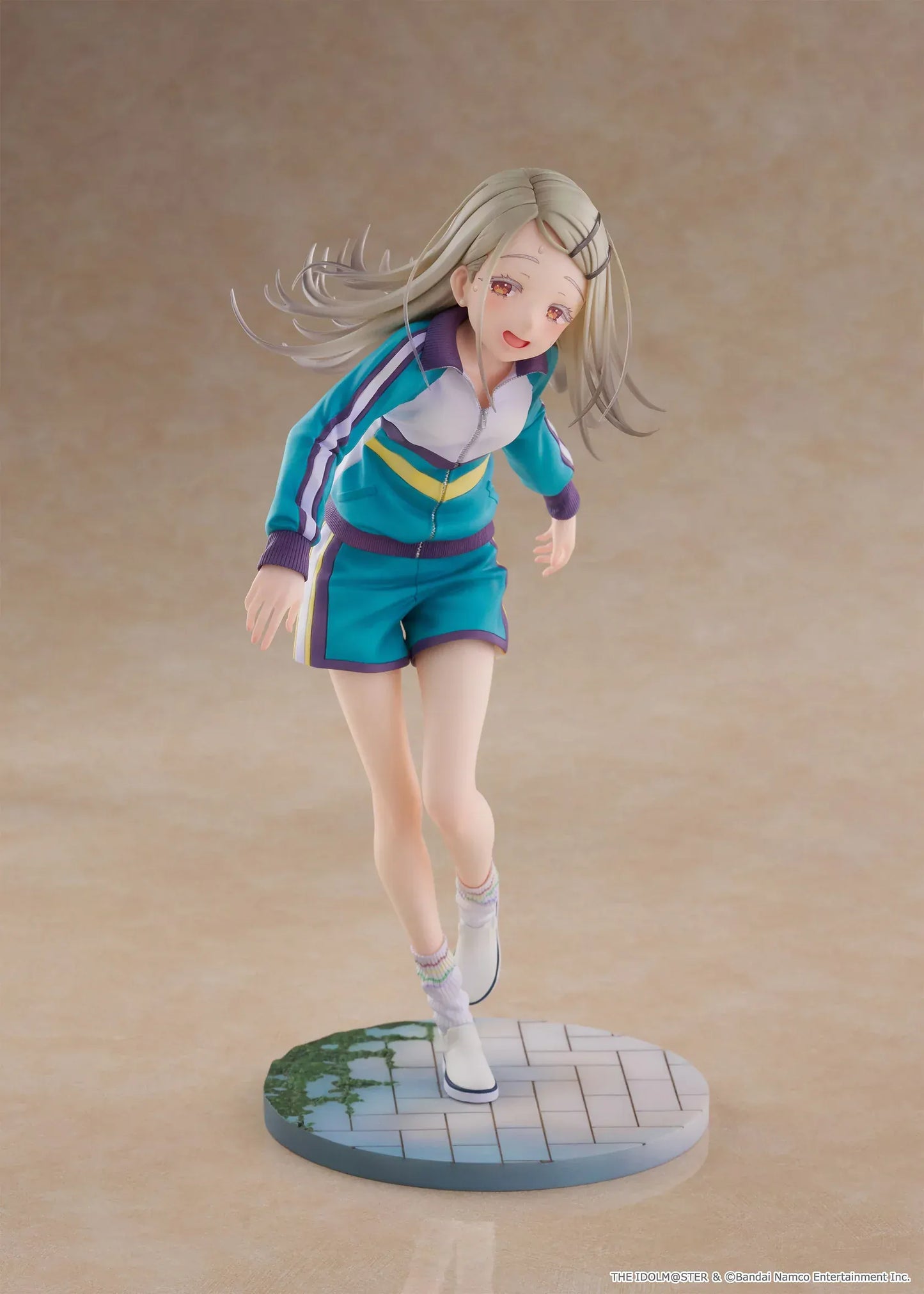 Gakuen Idolmaster Hiro Shinosawa 1/7 scale Spiritale figure in a teal gym tracksuit running pose on a tiled base