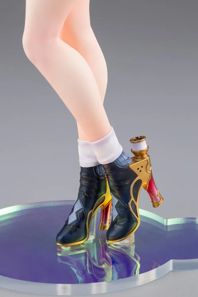 Atelier Yumia The Alchemist of Memories & the Envisioned Land Yumia Liessfeldt Sun Shower Ver. 1/7 Scale Figure featuring a short black-haired anime woman with blue eyes wearing a white outfit, black corset, and black ankle boots while holding a dark strap on a circular display base.