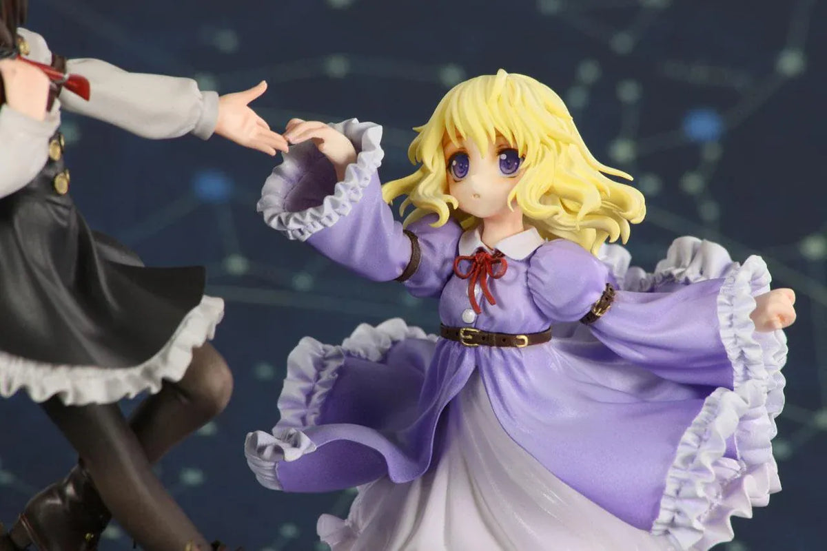 Touhou Project Hifuu Club Renko Usami and Maribel Hearn figure with flowing outfits, gold-colored stars, and red ribbon details on a shared base.