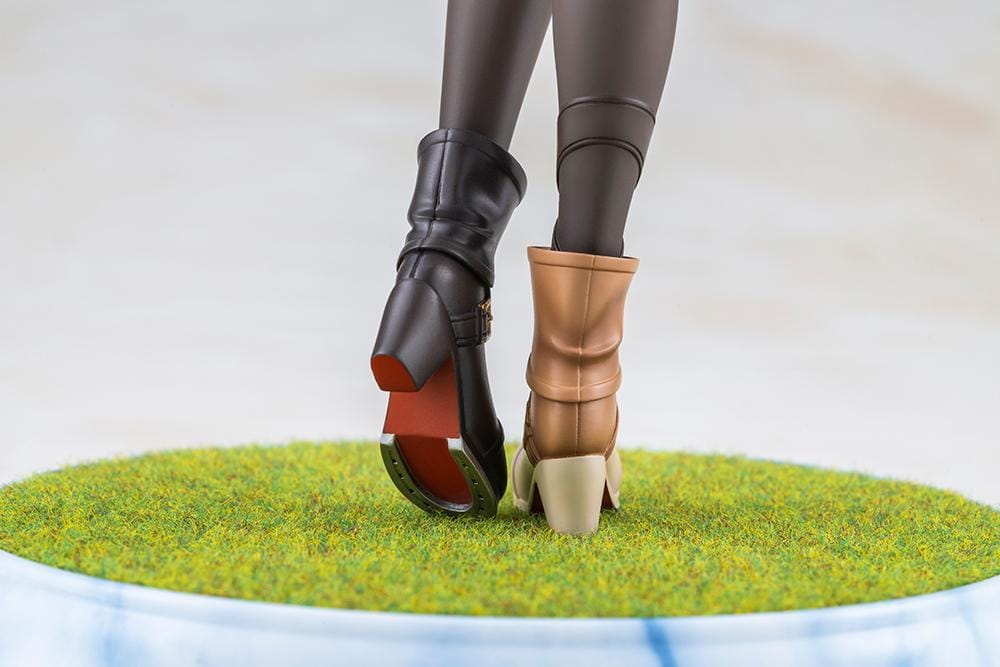 UmaMusume Pretty Derby Grass Wonder 1/7 Scale Figure with brown hair, horse ears, blue-and-white outfit, and grass display base