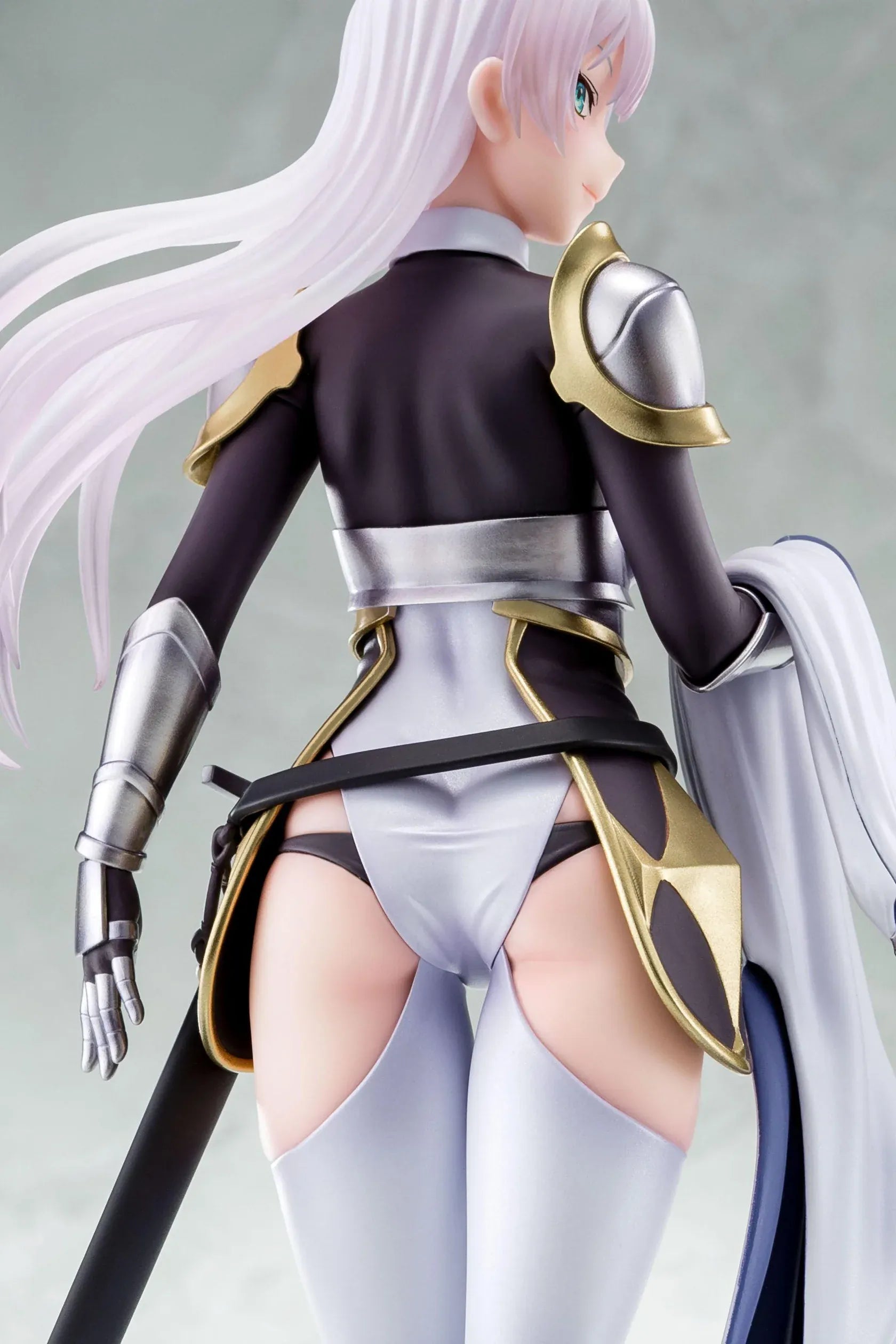 Old Country Bumpkin to Master Swordsman Allucia Citrus 1/6 Scale Figure with pale lavender hair, silver armor, sword accessory, cape, and clear display base