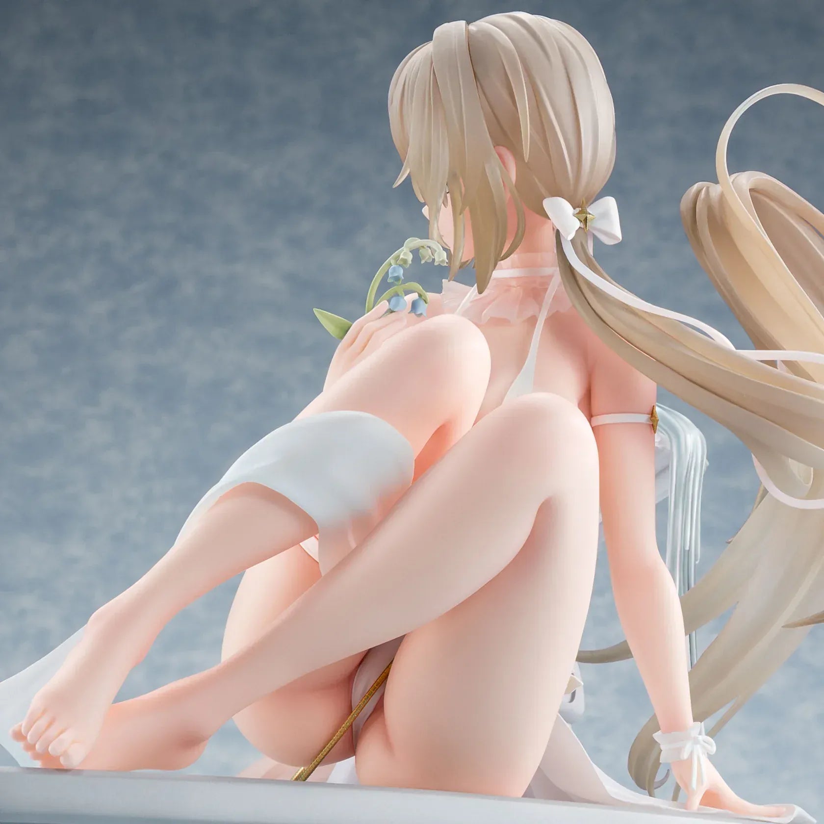 Houkiboshi Illustration Momoko 1/6 scale figure seated under crescent moon with flowing hair and gold accessories.