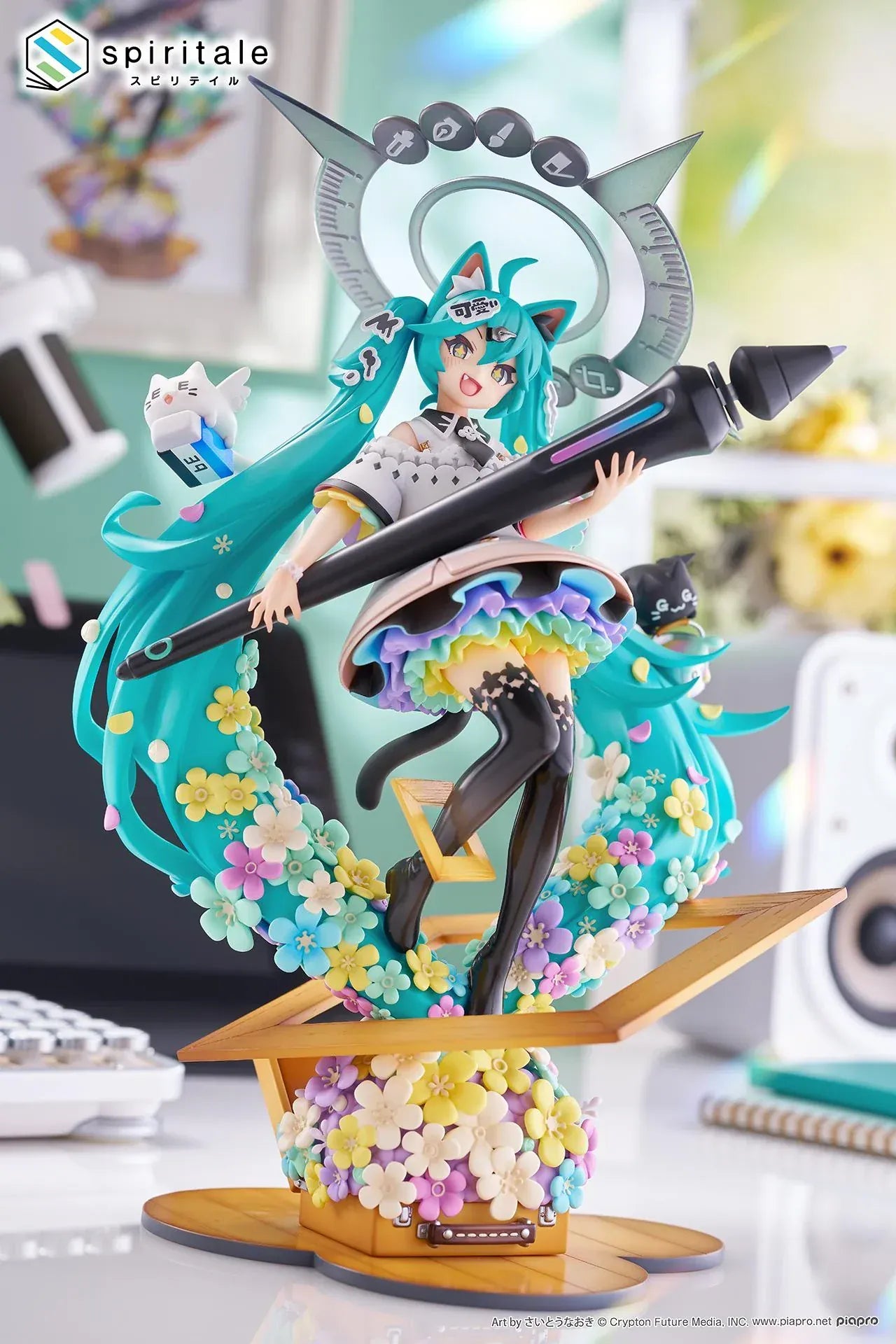 Hatsune Miku x Naoki Saito My Figure Making The Painter Ver 1/7 scale figure holding large paintbrush with floral base