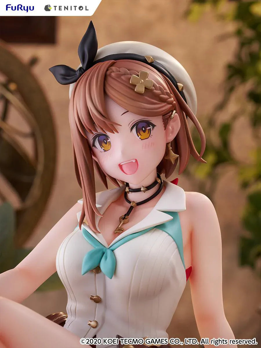 Atelier Ryza 2 Lost Legends and the Secret Fairy Tenitol Reisalin Stout BIG Noodle Stopper Figure seated in signature Ryza outfit with brown boots