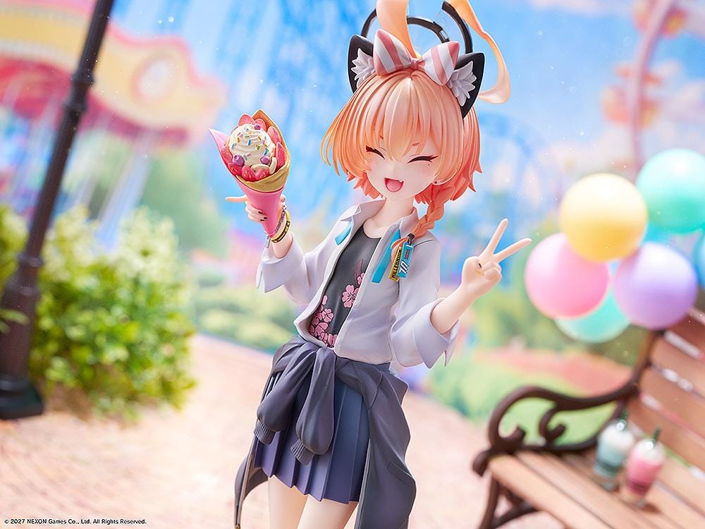 Blue Archive Neru School Memorial Lobby Ver 1/7 Scale Figure holding a colorful crepe and making a peace sign