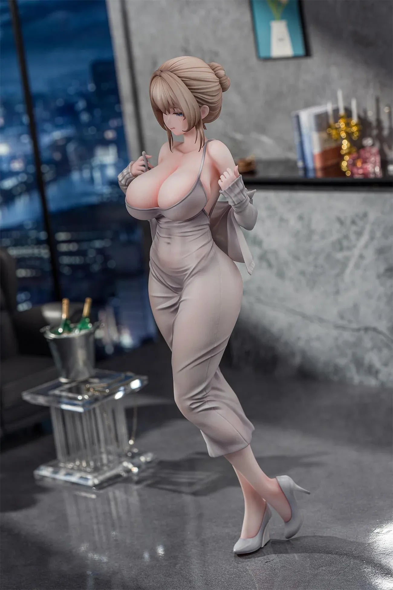 Gwan-E Illustration Muboubi na Erin 1/6 Scale Figure featuring Erin with blonde hair, gray dress, matching heels, and elegant standing pose.