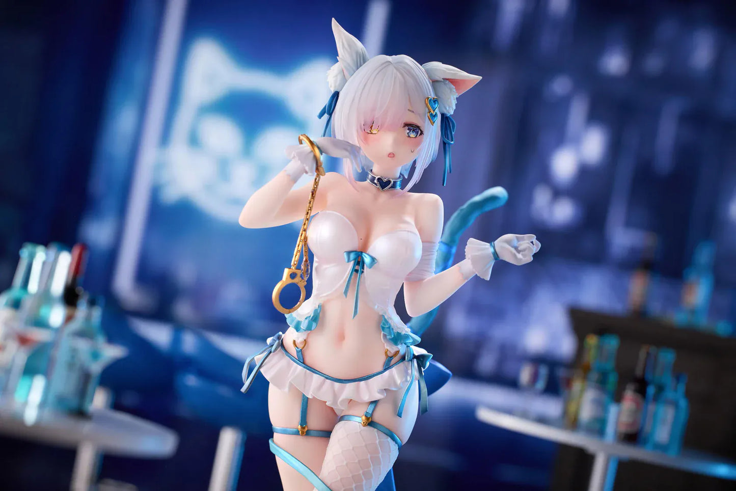 Shibarare Neko Putika-chan Deluxe Edition 1/7 Scale Figure featuring Putika-chan with white hair, cat ears, blue ribbon accents, cat tail detail, and bonus illustration card.