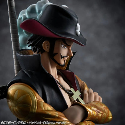 One Piece Portrait of Pirates SA-Limited Dracule Mihawk Ver. R Figure standing with arms crossed and sword on back