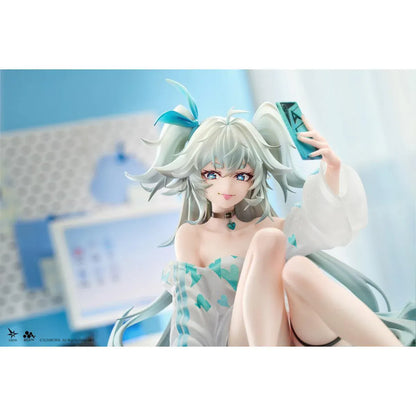 Girls' Frontline 2 Exilium Florence Marvellous Herb Cake Ver. 1/7 Scale Figure seated on a cushion with mint hair, phone accessory, pillows, snacks, and game controller details