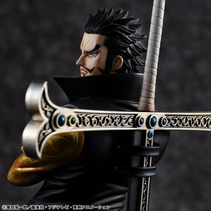 One Piece Portrait of Pirates SA-Limited Dracule Mihawk Ver. R Figure standing with arms crossed and sword on back