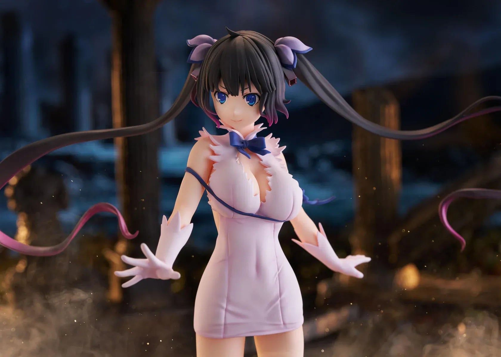 Is It Wrong to Try to Pick Up Girls in a Dungeon V Hestia Divinity Unleashed Limited Edition Ver. 1/7 Scale Figure with twin-tails, white outfit, blue ribbon accents, rocky base, and flame effect parts